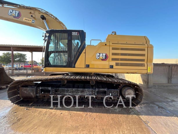 Caterpillar 352 11, Crawler Excavator, 3602 hours, S/N: KXH00323, 2023 - Image 7