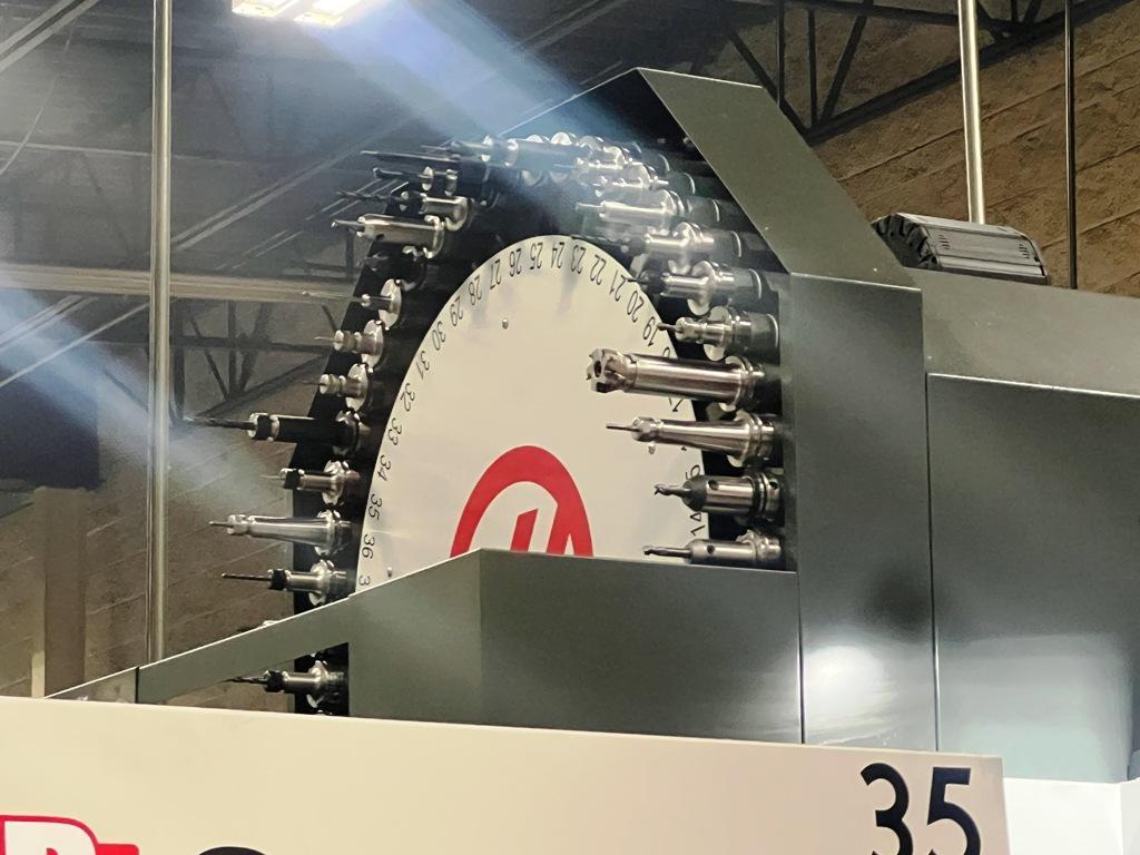 Haas #VR-9, hig-speed CNC vertical machining center, 50+1 automatic tool changer, 84" X, 40" Y, 42" Z, 20000 - Image 9