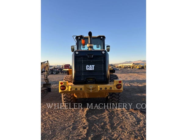 Cat 926M QC 3V, Wheel Loader, 254 hours, S/N: W5L03691, 2024 - Image 2