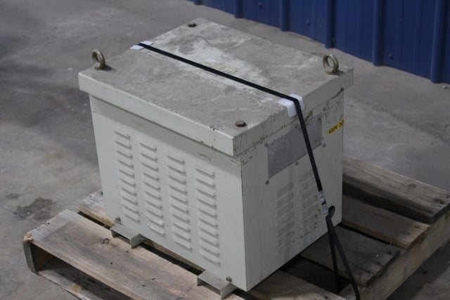 60 KVA 460 Primary, 400 Secondary, Busto Garolfo, Auto Transformer, 1998 - Image 4