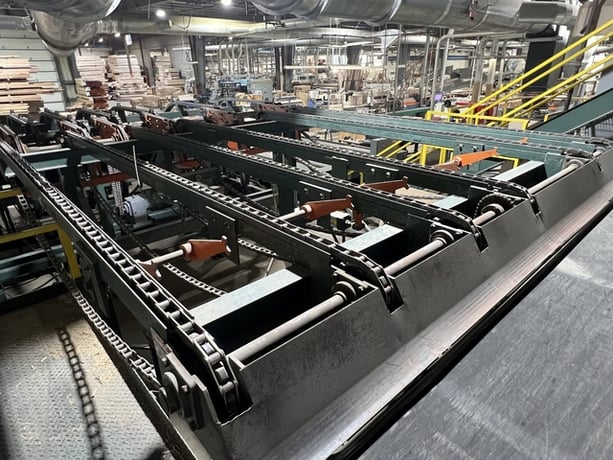 Automated Lumber Handling, 6-Strand Chain Deck, w/Pneumatic Pin Stop, 12.67' Long - Image 1