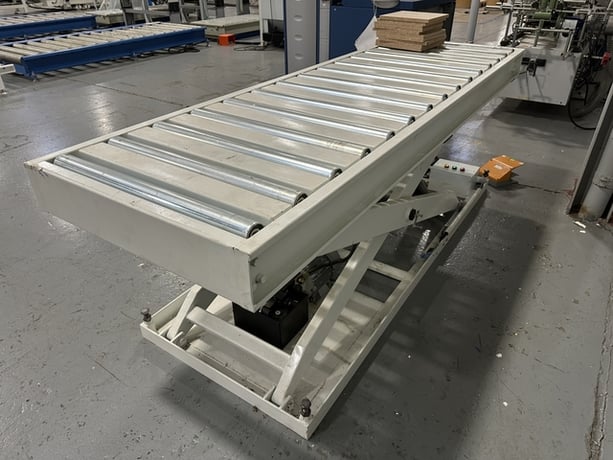 Nanxing #MF7112, 27" x 94" Scissors Lift, 27" x 94" Top w/Rollers, 480 V - Image 2