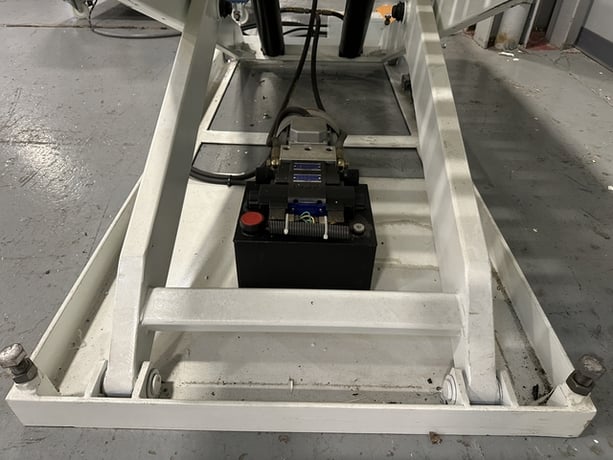 Nanxing #MF7112, 27" x 94" Scissors Lift, 27" x 94" Top w/Rollers, 480 V - Image 7
