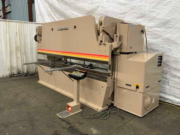 175 Ton, Accurpress #717512, Hydraulic Press Brake, 12' overall Bed & Ram, 10.3' Between Center, 8" Ram - Image 1