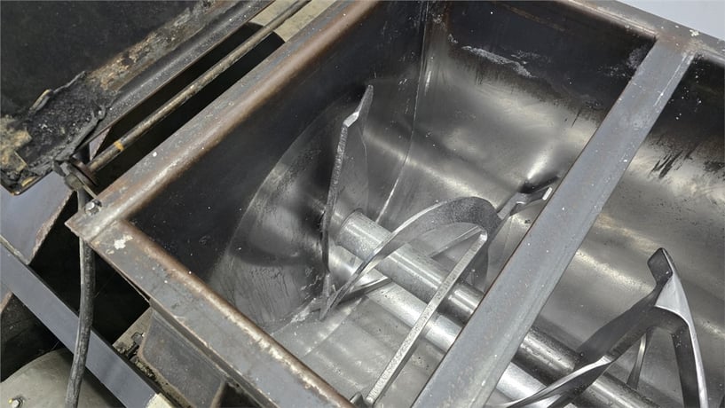 16 cu.ft. Lowe Industries #C-16, Platform Double Ribbon Blender, 3" diameter Mixing Shaft, 1.5" width x 0.5" - Image 7