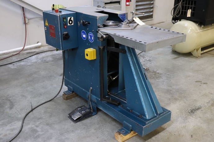 Spiral-Helix #Lite, Hydraulic Gorelocker Elbow Machine, Edge Former Machine, 0.4-1.25 mm max Thickness - Image 3