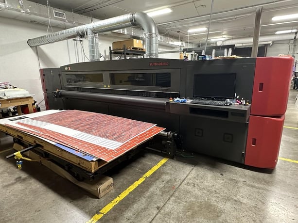 EFI #VUTEk-GS-3250, UV Hybrid Industrial Printer, 1000/600 dpi Resolution, 126.5" width x 2" thick max Media - Image 1