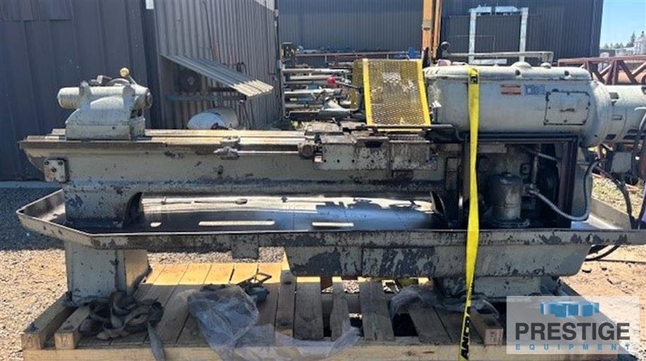 16" x 54" Axelson, manual lathe, taper attachment, tool post, 3-jaw chuck - Image 2