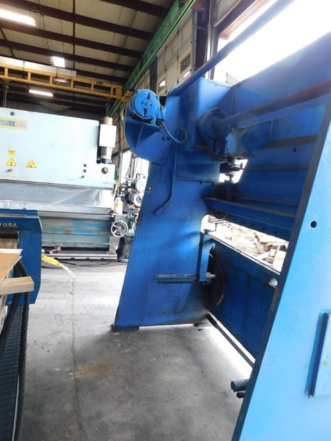 55 Ton, Chicago #68B-L12900, press brake, 8' overall - Image 4