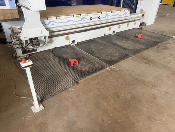 Weeke #BHP-200, CNC Machine Center w/Nesting Table, 3-Axis, 145" X, 61" Y, 9 kW, 10-Spindle, 8-Position Tool - Image 3