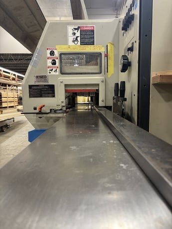 Weinig #Unimat-23E, 6-Head Moulder, 9" x 6" capacity, 1.8" Spindle diameter, 10.5" Cutterheads, 11/15 kW, 230 - Image 4