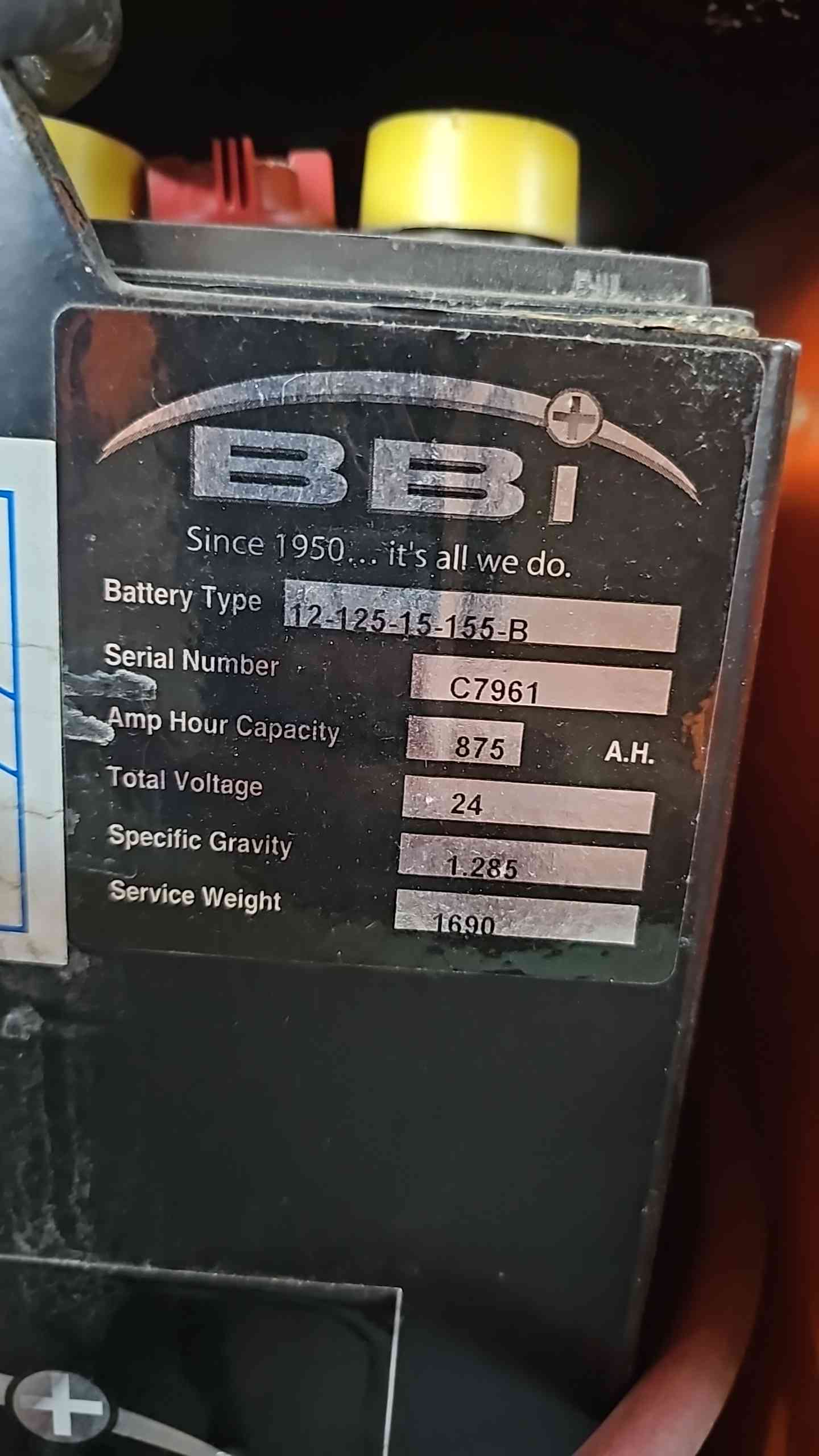 2000 lb. Raymond #20R30TT, reach forklift, needs battery - Image 2