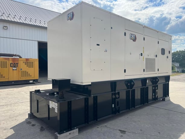 600 KW Caterpillar #C18, diesel generator set, 480 Volts, 1/3 phase, sound attenuated enclosure, base fuel - Image 5
