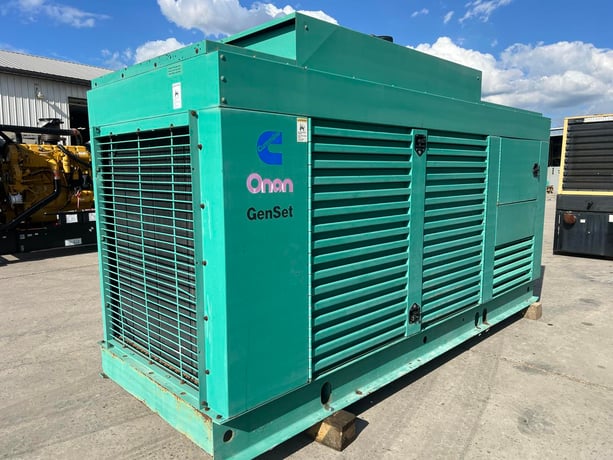 400 KW Cummins Onan #400DFCE-932, diesel generator set, 277/480 Volts, 1/3 phase, 129 hours, NTA-855-G5 - Image 2
