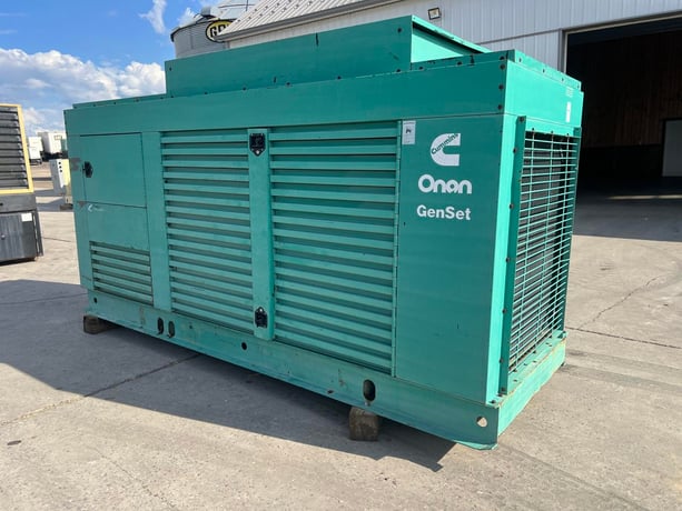 400 KW Cummins Onan #400DFCE-932, diesel generator set, 277/480 Volts, 1/3 phase, 129 hours, NTA-855-G5 - Image 3