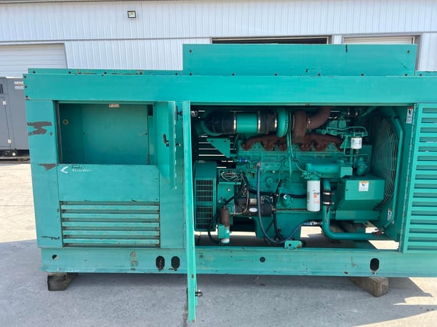 400 KW Cummins Onan #400DFCE-932, diesel generator set, 277/480 Volts, 1/3 phase, 129 hours, NTA-855-G5 - Image 5