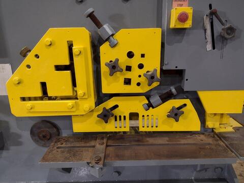 6-1/2" x 6-1/2" x 1/2" Geka #Hyd-110, 110 ton, hydraulic ironworker, 3" stroke, dual rams, foot pedal, 1999 - Image 5