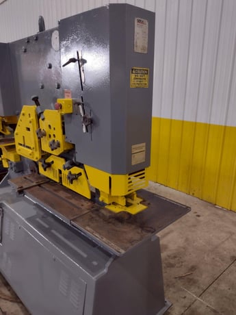 6-1/2" x 6-1/2" x 1/2" Geka #Hyd-110, 110 ton, hydraulic ironworker, 3" stroke, dual rams, foot pedal, 1999 - Image 7
