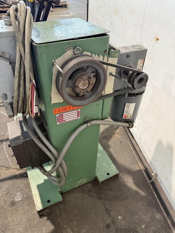 1800 lb. Rapid-Air #XL-1812-M, powered uncoiler, 48" outside dimensions, 16"-20" ID, 12" width, forward & - Image 7