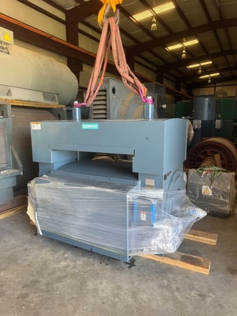 4400 HP 3600 RPM Siemens, Frame 6813, weather protected enclosure type 2, SB, 4160 Volts, API541, new unused - Image 1