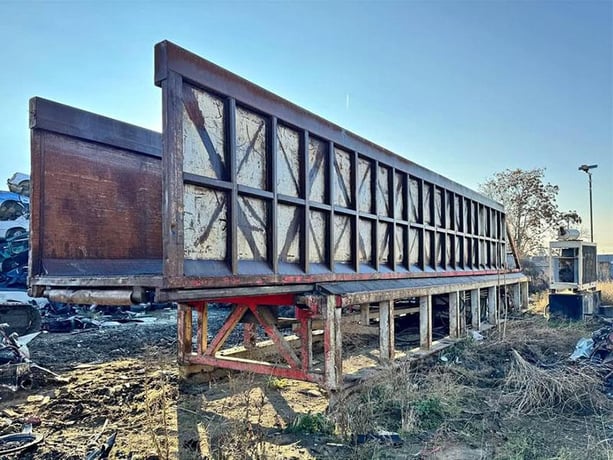 AccuLoader, Bale Out Table, Loads 20'-40' Containers, 2002 - Image 1