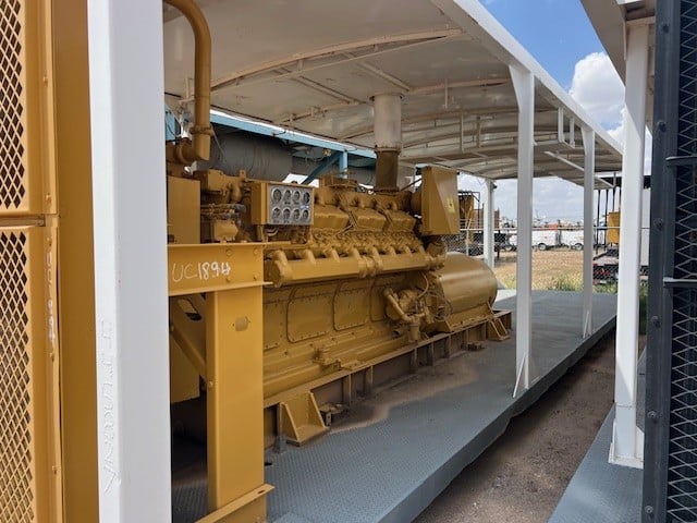 1030 KW Caterpillar Kato #D399, 347/600 Volts, 4017 hours, 1200 RPM - Image 2