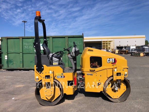 Caterpillar CB4.0-03, Compactor, 139 hours, S/N: 64900777, 2024 - Image 3