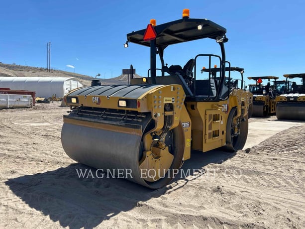 Caterpillar CB16, Compactor, 1705 hours, S/N: HP501043, 2023 - Image 1