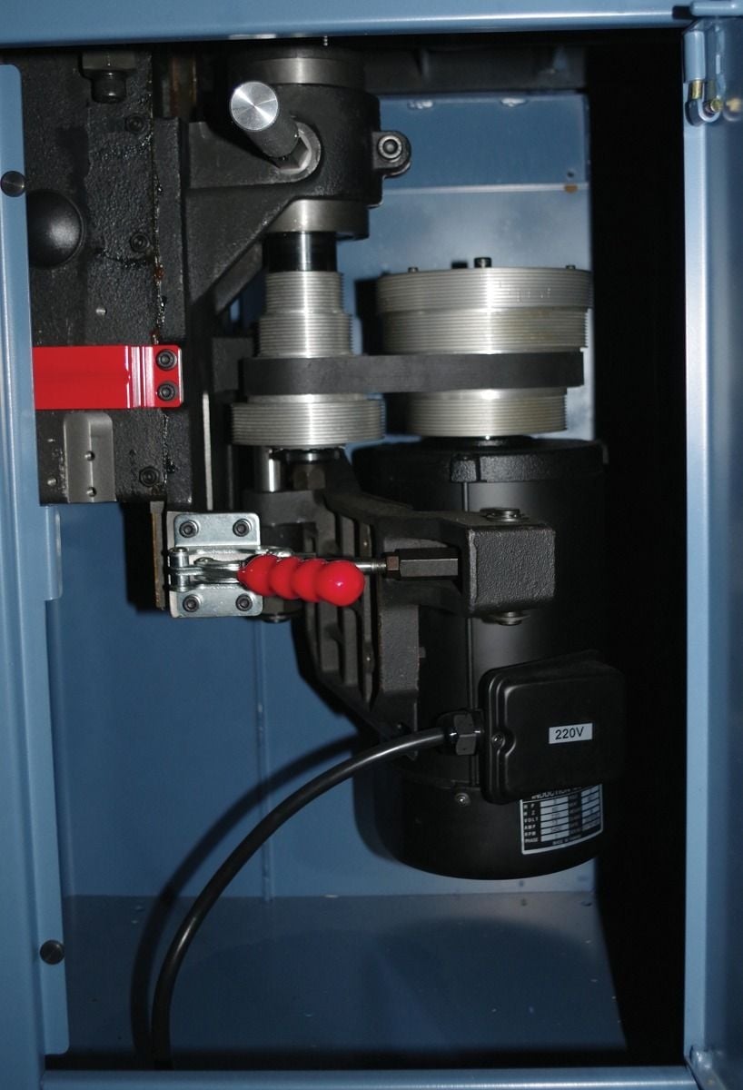 Oliver #10047.001, Shaper, 3HP, 1Ph, 1-1/4" spindle diameter, 6-1/4" table opening, 32" x 26" table, New - Image 4