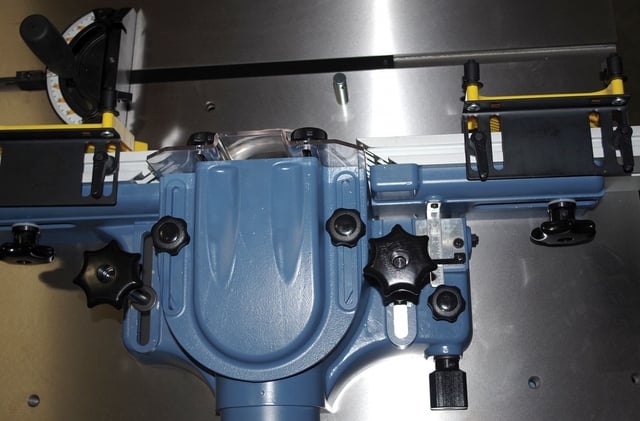 Oliver #10047.001, Shaper, 3HP, 1Ph, 1-1/4" spindle diameter, 6-1/4" table opening, 32" x 26" table, New - Image 5