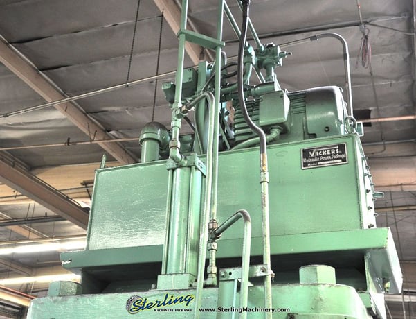 175 Ton, Columbus Industries, 20" stroke, 4-post hydraulic trim press,dual palm controls, #A1879 - Image 5