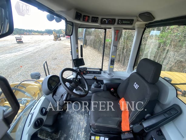 Caterpillar 930M, Crawler Dozer, 3633 hours, S/N: J5K00385, 2021 - Image 7