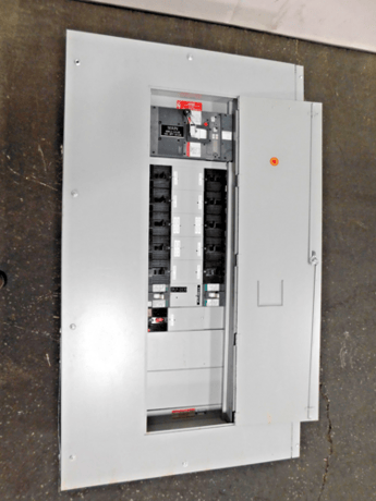 1200 Amp. General Electric CCB/-2, Panelboard, 208/120 V, 3 phase, 4 W, 14 breakers - Image 3