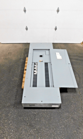 600 Amp. Square D, E1, I-line, Panelboard, 600 VAC, HCM-3691-6M, 5 breakers - Image 1