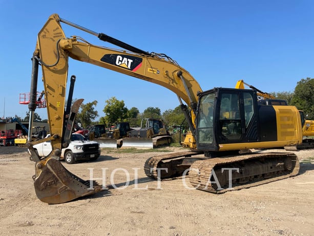 Caterpillar 323FL, Crawler Excavator, 6852 hours, S/N: XCF01357, 2016 - Image 1