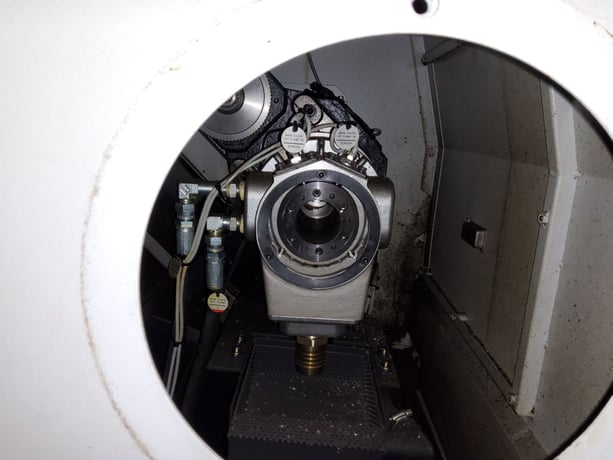Samsung #SL-15E, cnc lathe, 17.7" swing, 1.8" bar, 25 HP, 6 RPM, 6" chuck, 11.8" diameter x 20.5" L max, - Image 4