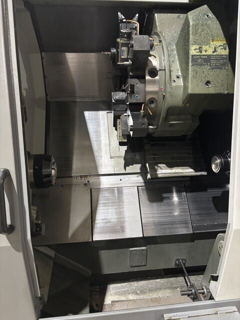 Hyundai Kia #SKT15LMS, Cnc Lathe, 4 axis, 21.7" swing, 10" diameter, 6" chuck, 20.9" centers, 8.7" X, 24.8" - Image 4