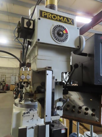 YCI Promax, CNC knee mill, 49" x9"tbl., 3 HP, 36" X, 16" Y, 16" Z, 60-4200 RPM, R-8, Anilam 3200 MK - Image 6