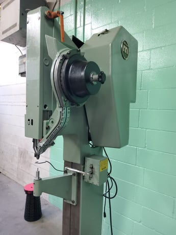 Milford #510, rivet machine, fully refurbished - Image 2
