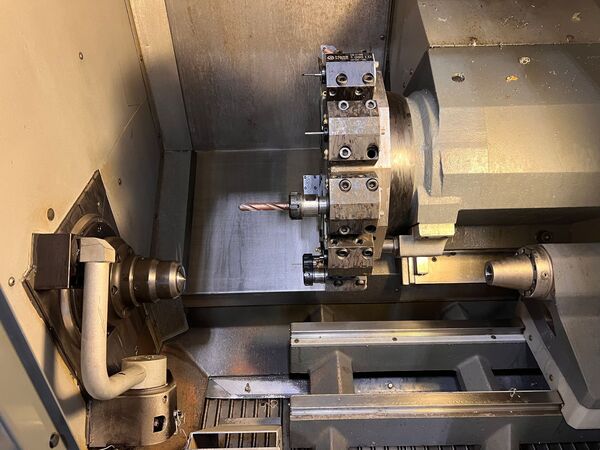 Haas #ST-20, CNC lathe, 31.7" swing, 8" chuck, 2" bar, 20 HP, 4000 RPM, chip conveyor, 2013 - Image 5