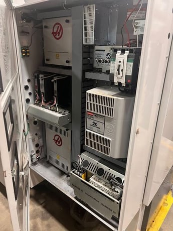 Haas #ST-20, CNC lathe, 31.7" swing, 8" chuck, 2" bar, 20 HP, 4000 RPM, chip conveyor, 2013 - Image 10