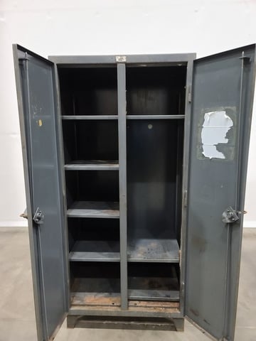 Stronghold, 36" x 24" x 78" heavy duty tool cabinet, 12 gauge construction - Image 4