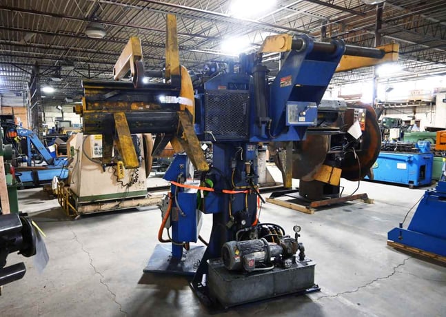 8000 lb. Coe Press Equipment, Double Uncoiler, 24" width, 20-24" ID, 72" outside dimensions, 6x keepers - Image 1