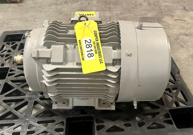 25 HP 3525 RPM Siemens, Frame 284TS, VFD rated, 460 Volts - Image 2