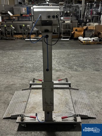 661 lb. Mettler #PUMA, Portable Pallet Scale, 300KG - Image 3