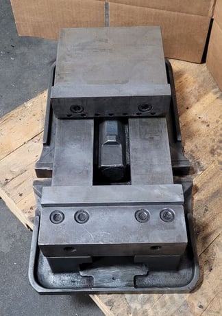 Kurt, 8" Precision Vise - Image 3