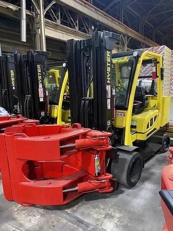 12000 lb. Hyster #S120FT-PRS, LPG forklift with Bolzoni ARF-84-1060PE 60" roll clamp, 2018 - Image 1