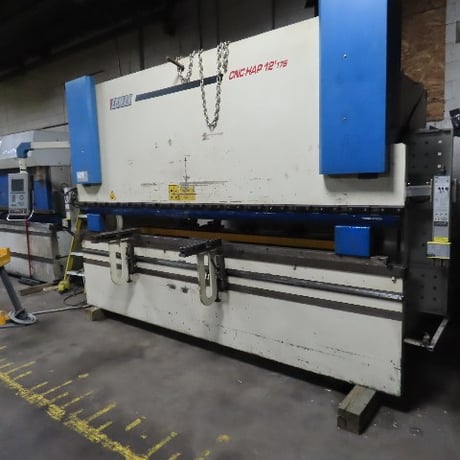 176 Ton, Ermak #CNCHAP-12'x176, CNC Press Brake, 3-Phase Wilson Hydraulic Holder, 20 HP, 2005 - Image 3