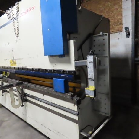 176 Ton, Ermak #CNCHAP-12'x176, CNC Press Brake, 3-Phase Wilson Hydraulic Holder, 20 HP, 2005 - Image 6