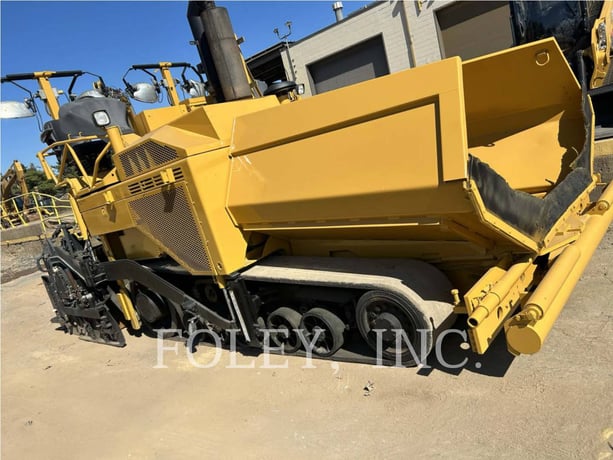 Caterpillar AP-1055D, Asphalt Paver, 6900 hours, S/N: FAC00664, 2008 - Image 1